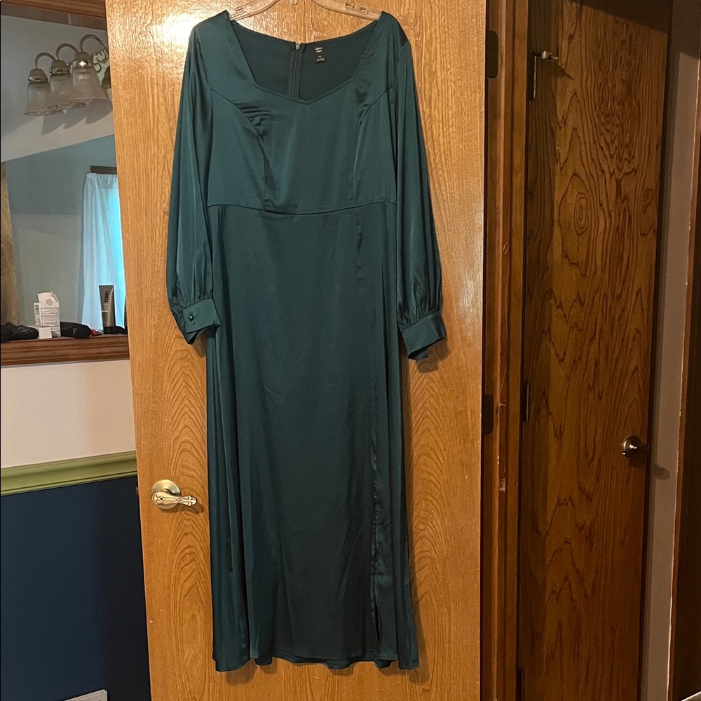 SHEIN Forest Green Long Sleeve Satin Maxi Dress